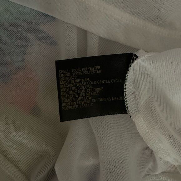 🇺🇸 Worthington bright ruffle floral tank Blouse with button back banded bottom - Picture 11 of 11